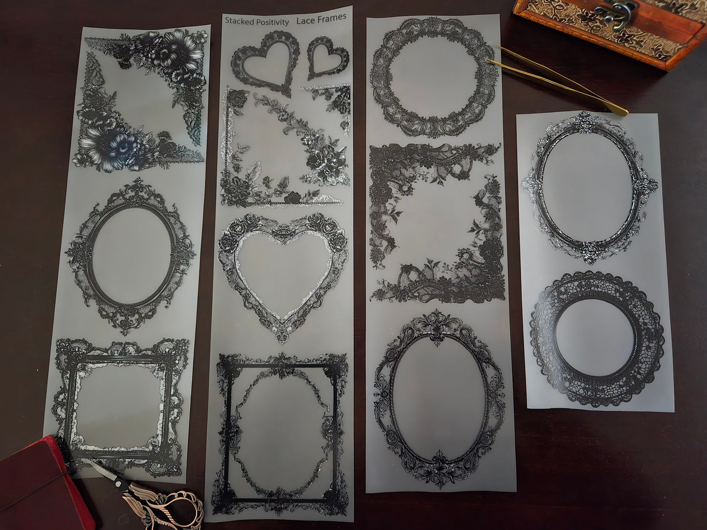 GIANT LACE FRAMES - 12CM X 150CM