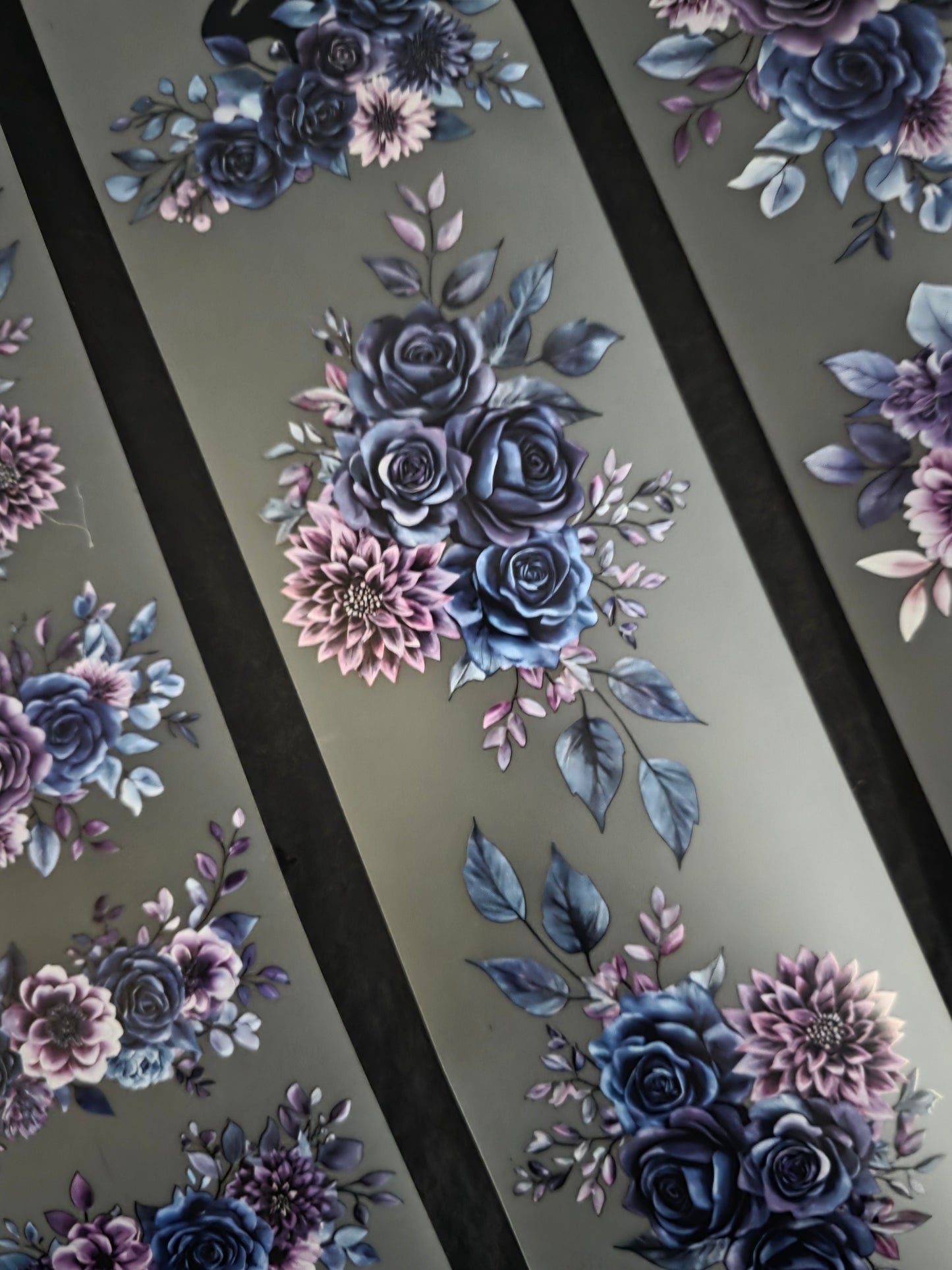 Midnight Florals 7cm