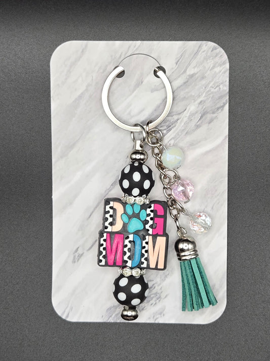 DOG MOM KEYCHAIN