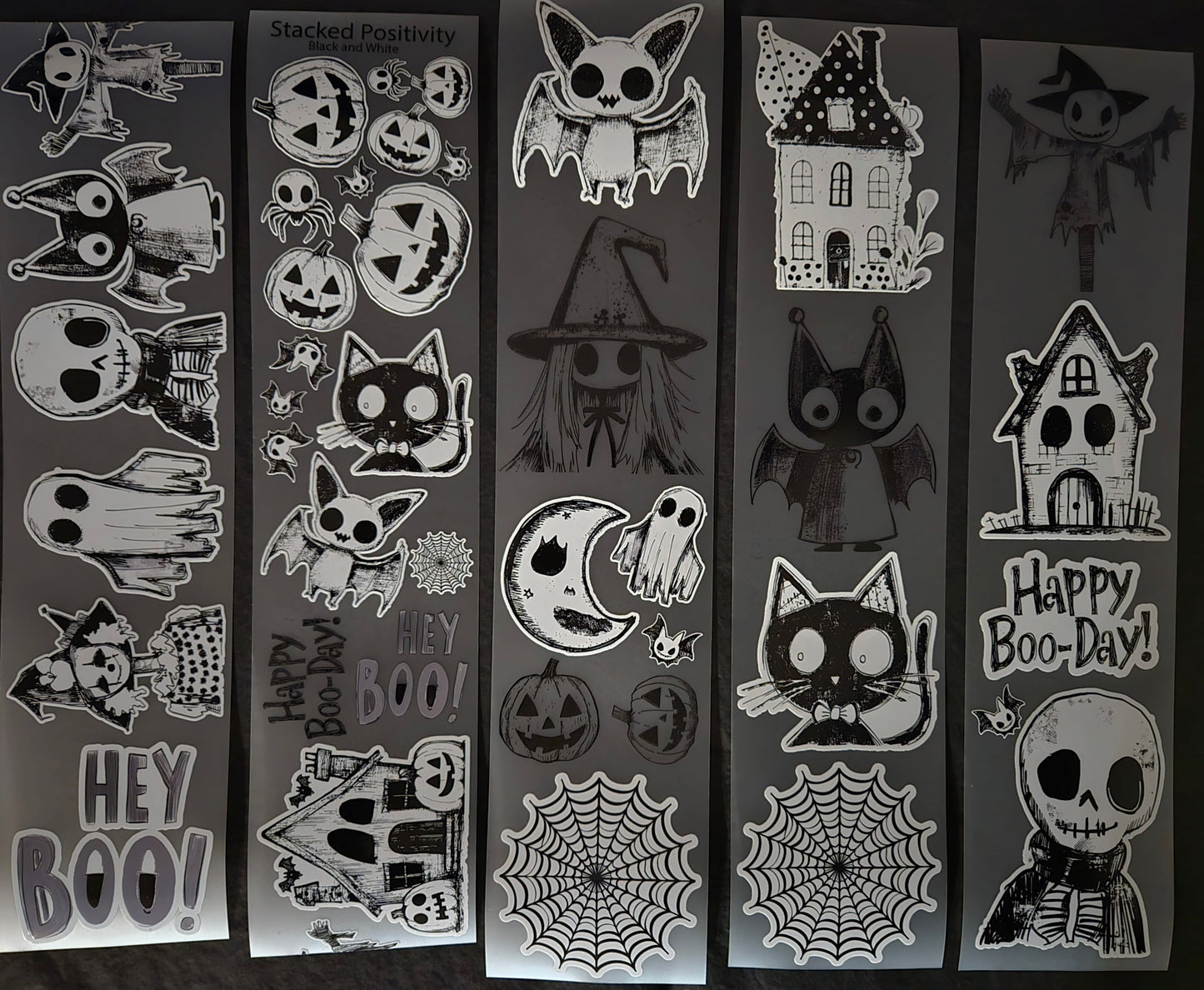 Bkack and White Halloween 7cm