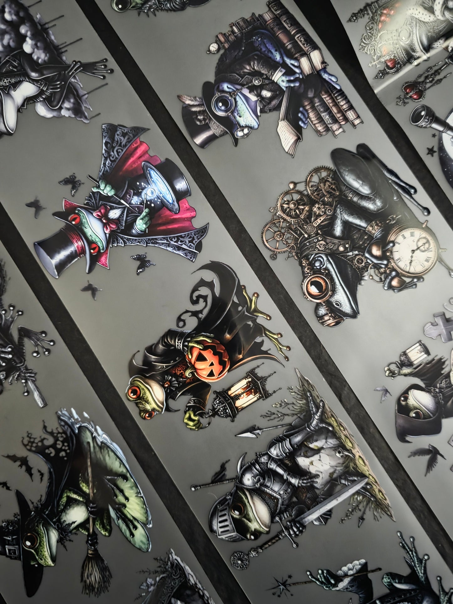 Gothic Frogs 7cm