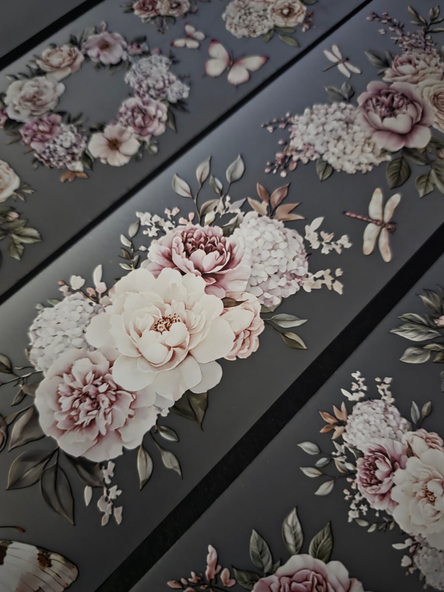 Dusty Pink Floral 7mm