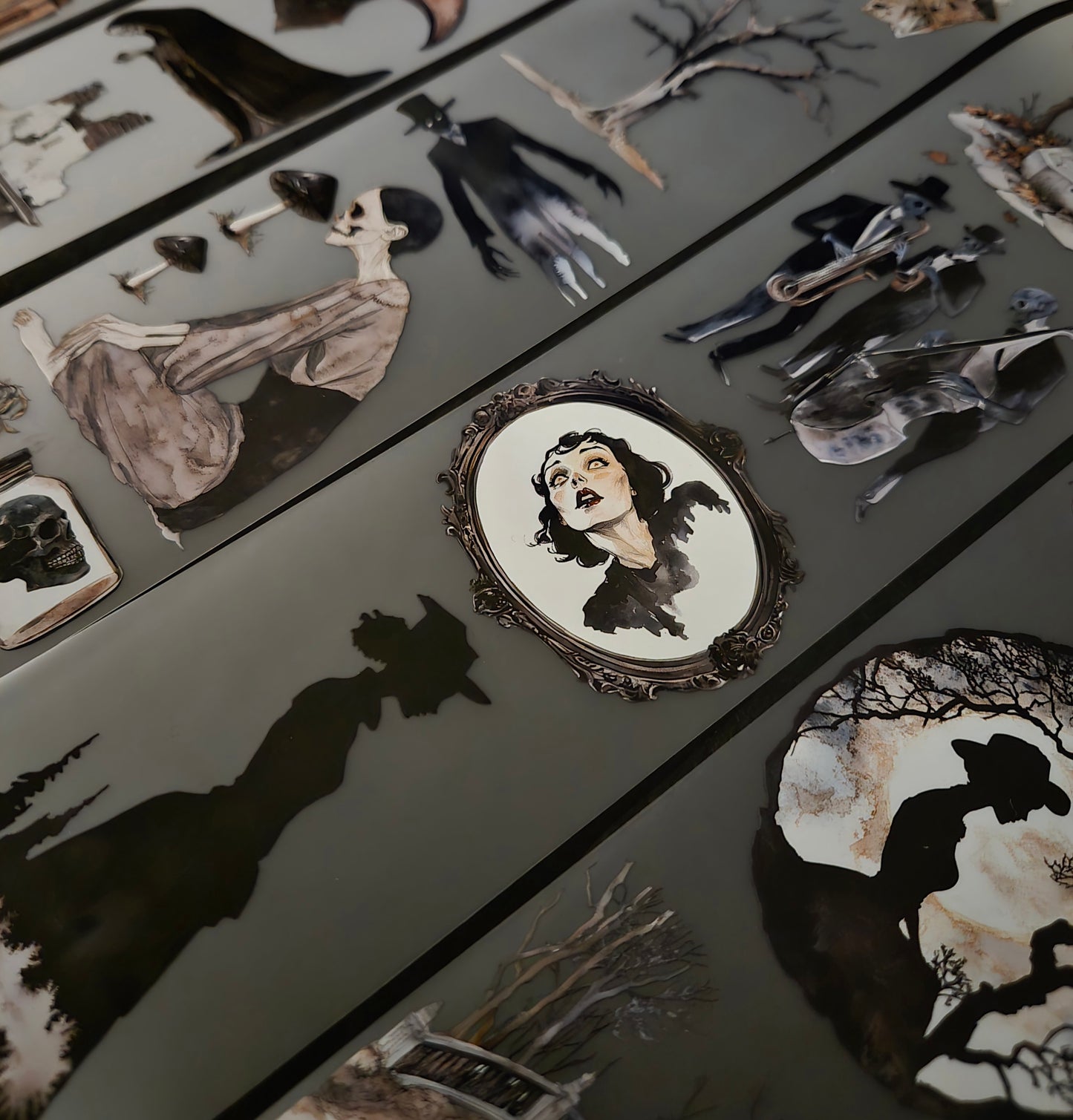 Roaring Halloween 7cm