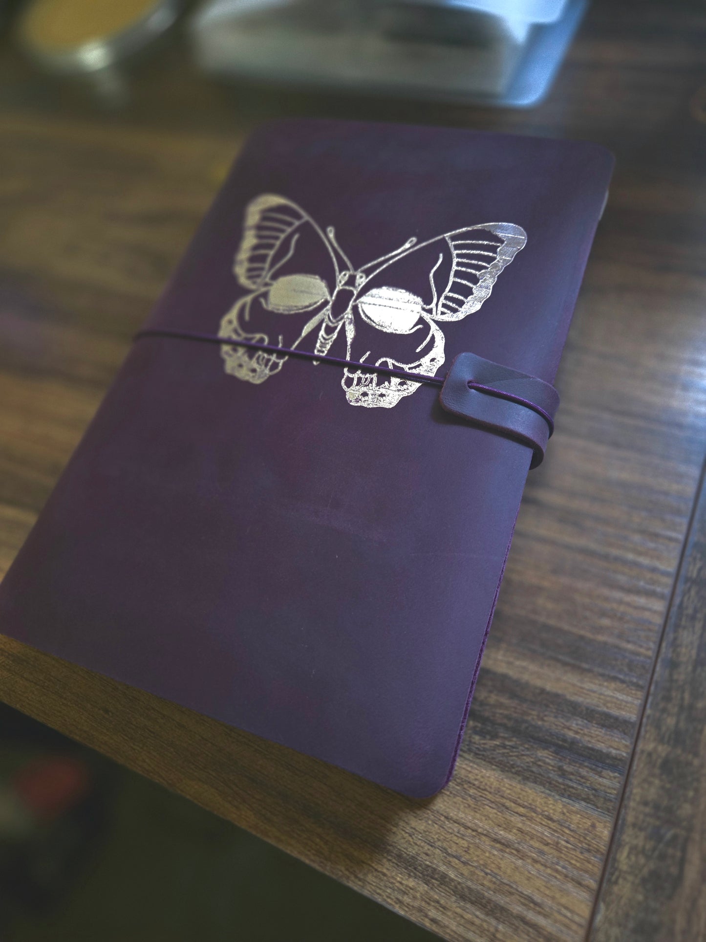 CUSTOMIZED LEATHER TRAVEL JOURNALS