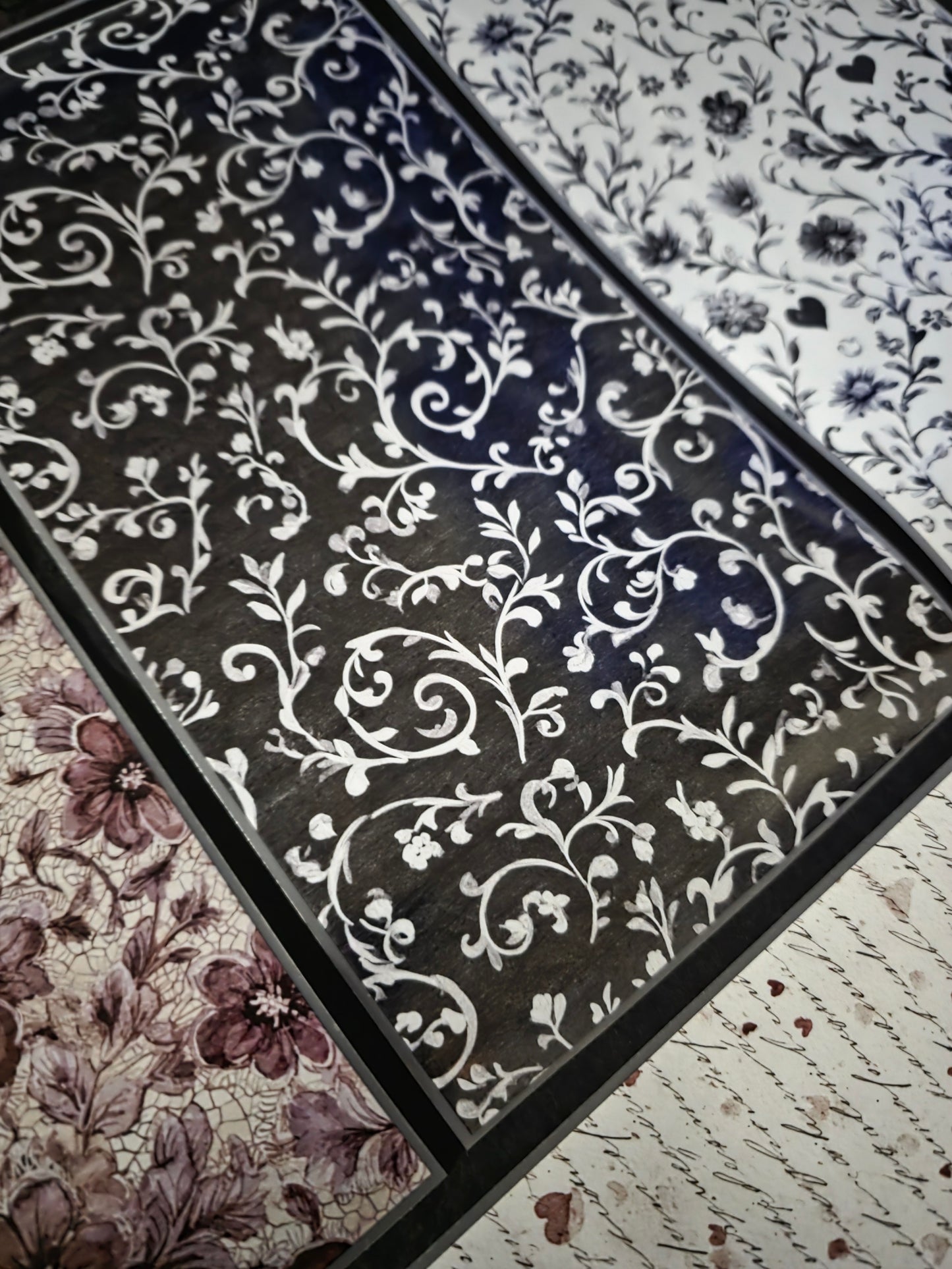 Giant Dark V-Day backgrounds 12mm
