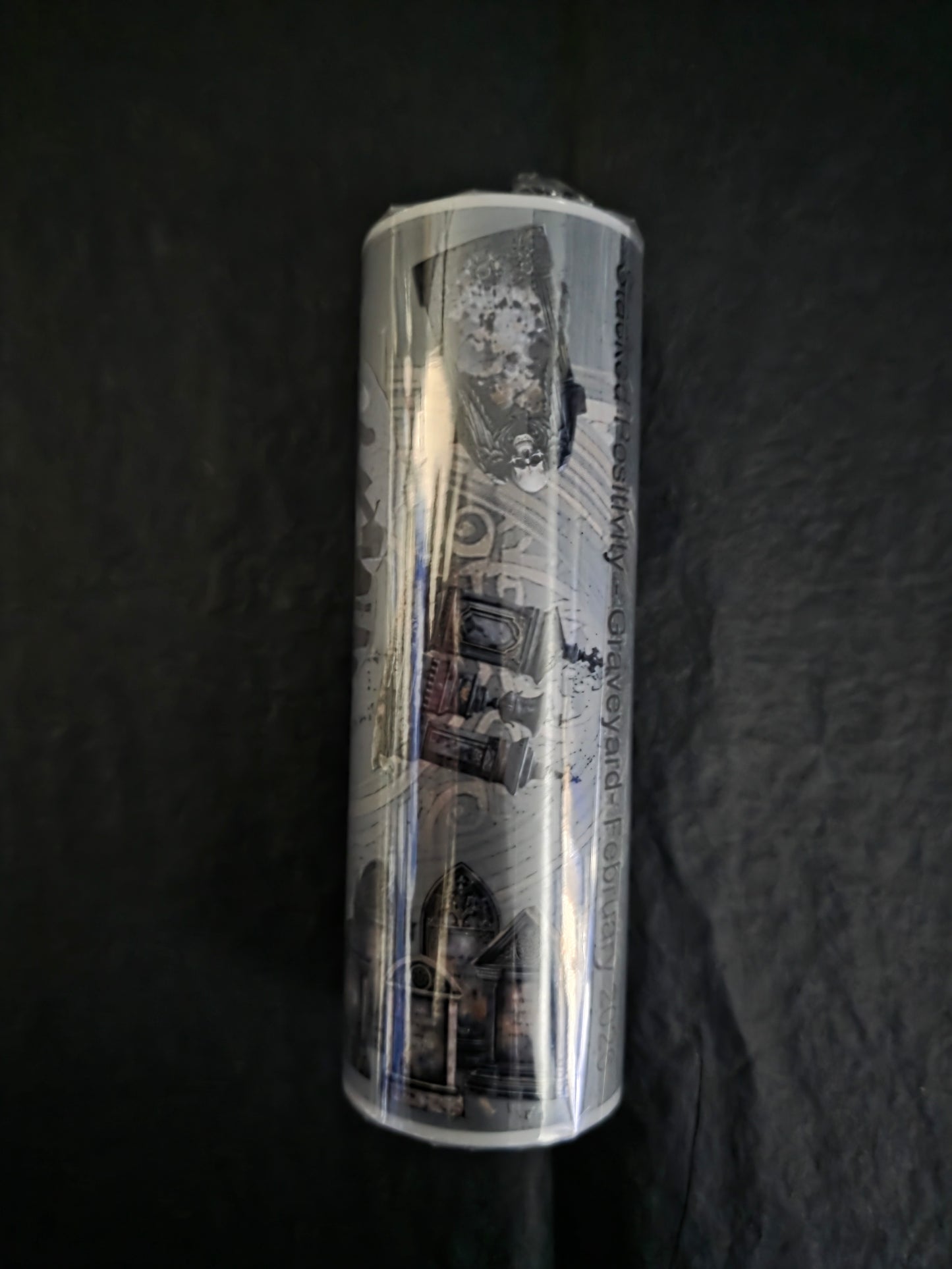 Giant Graveyard 12cm (2 loop roll)