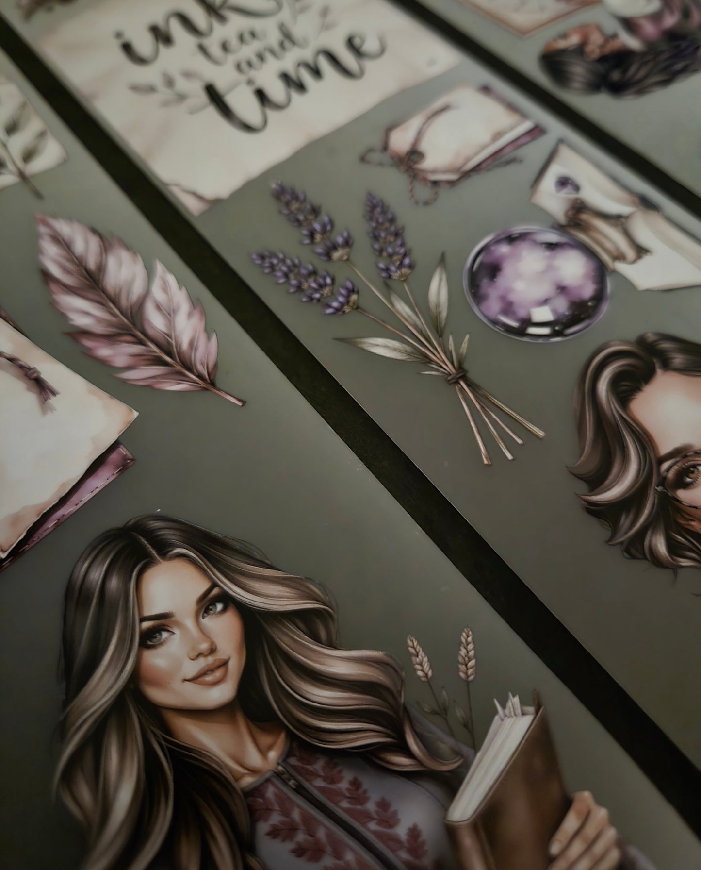 Witchy Librarian 7cm