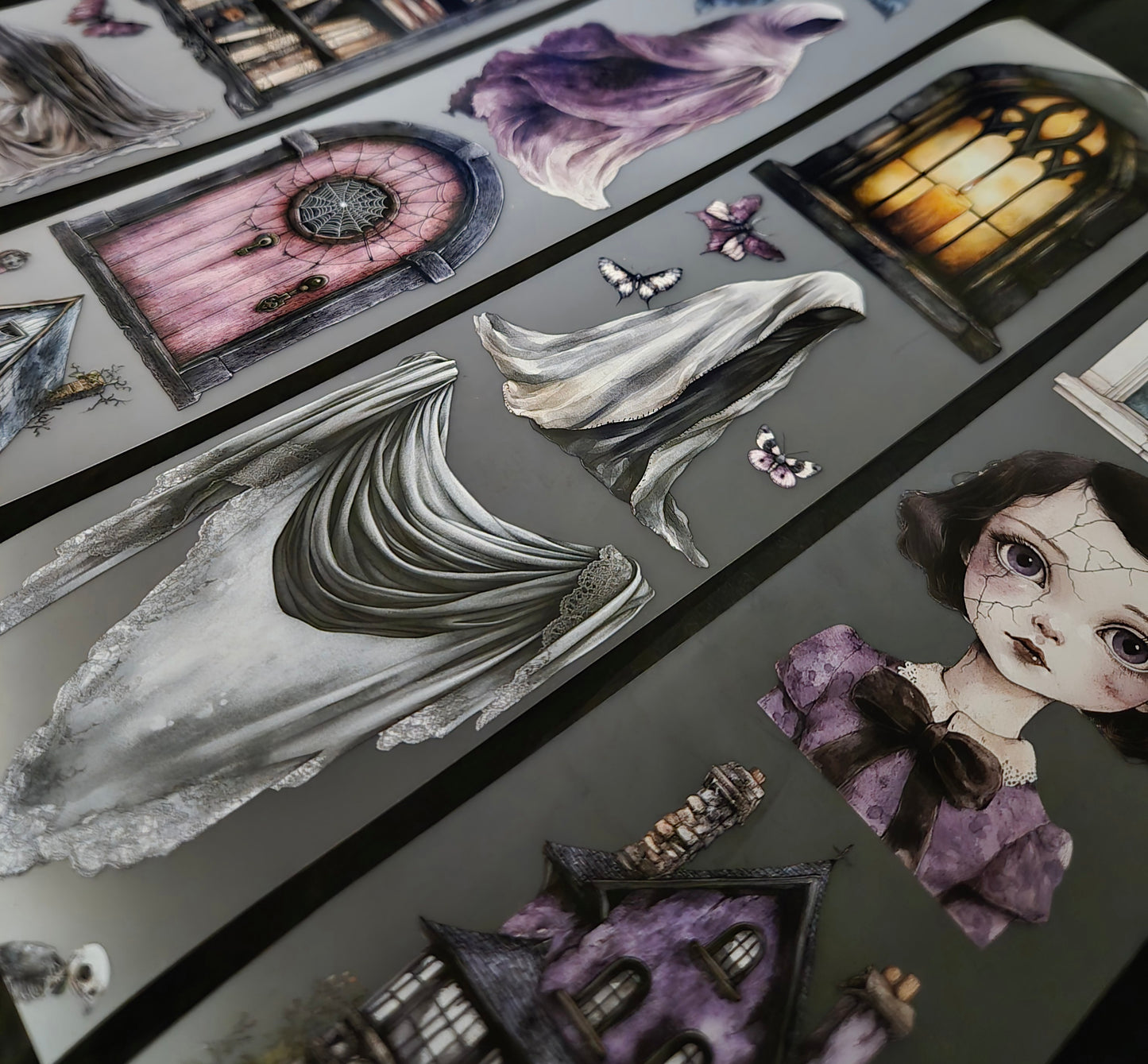 Cute Haunted Homes 7cm