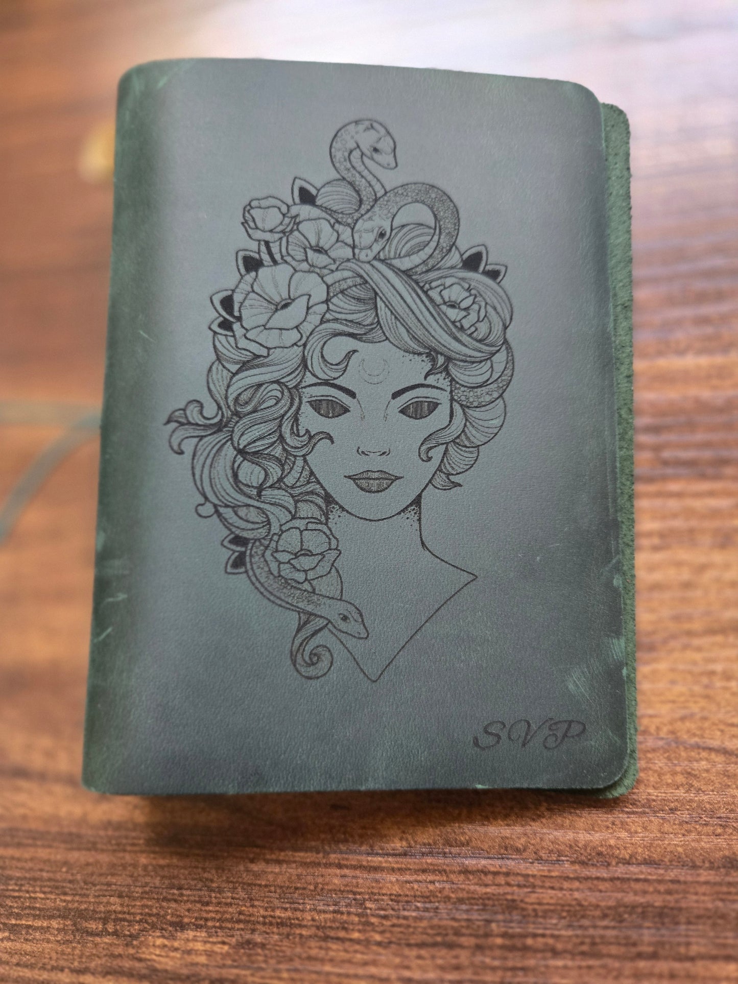 CUSTOMIZED LEATHER TRAVEL JOURNALS