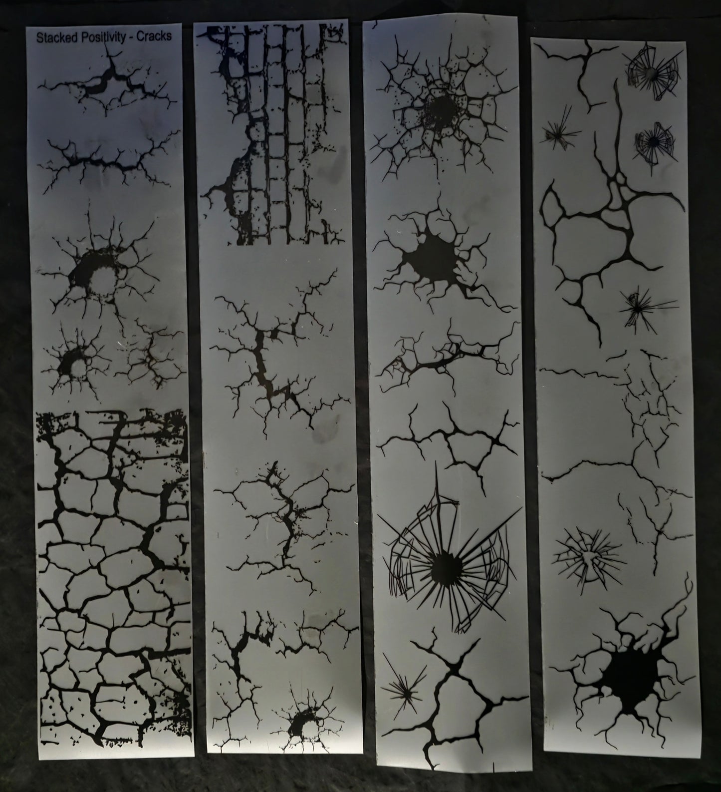 Cracks 7mm