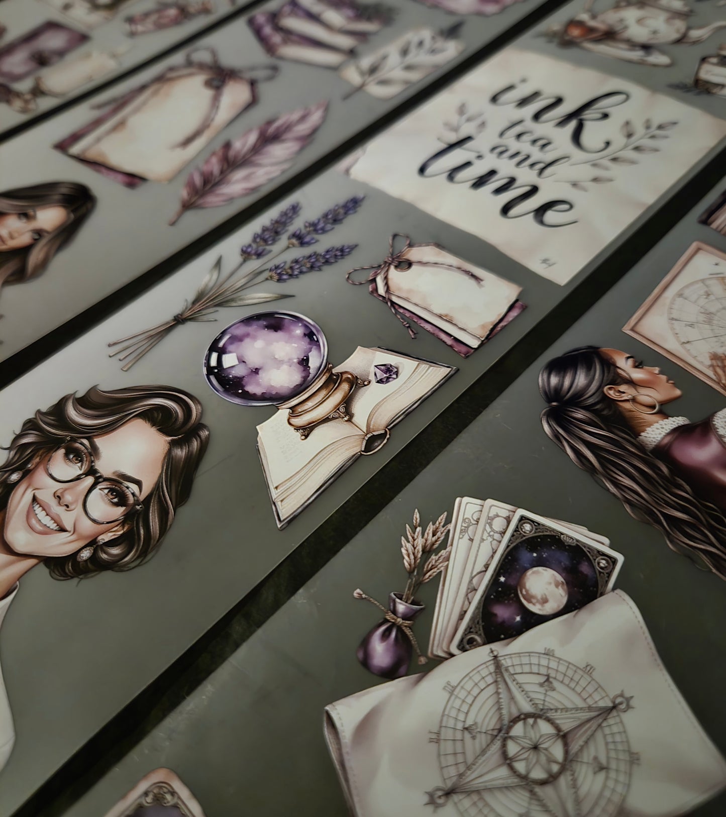 Witchy Librarian 7cm