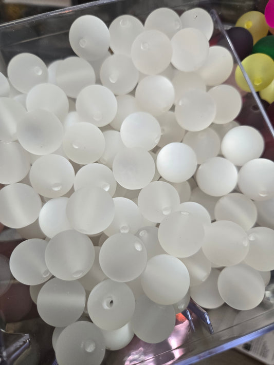 16MM WHITE FROSTED CAT EYE BEAD