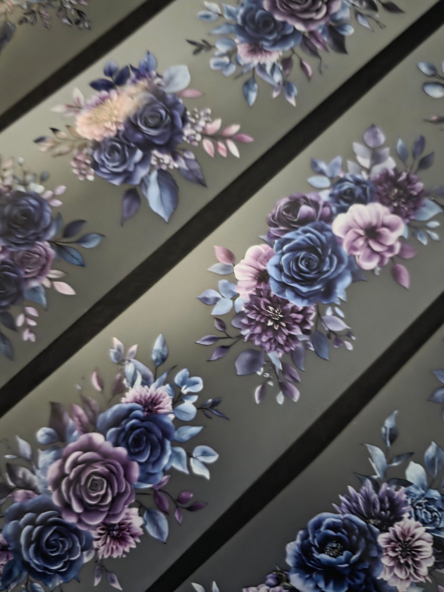 Midnight Florals 7cm
