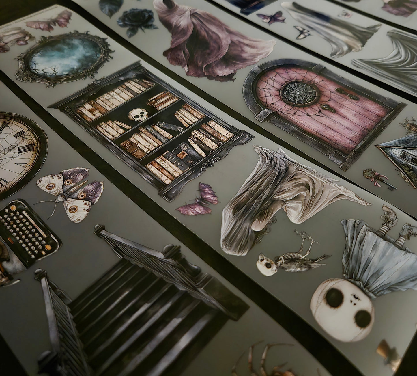 Cute Haunted Homes 7cm