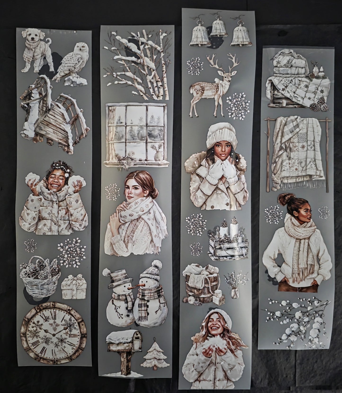 Snowy White Christmas 7cm