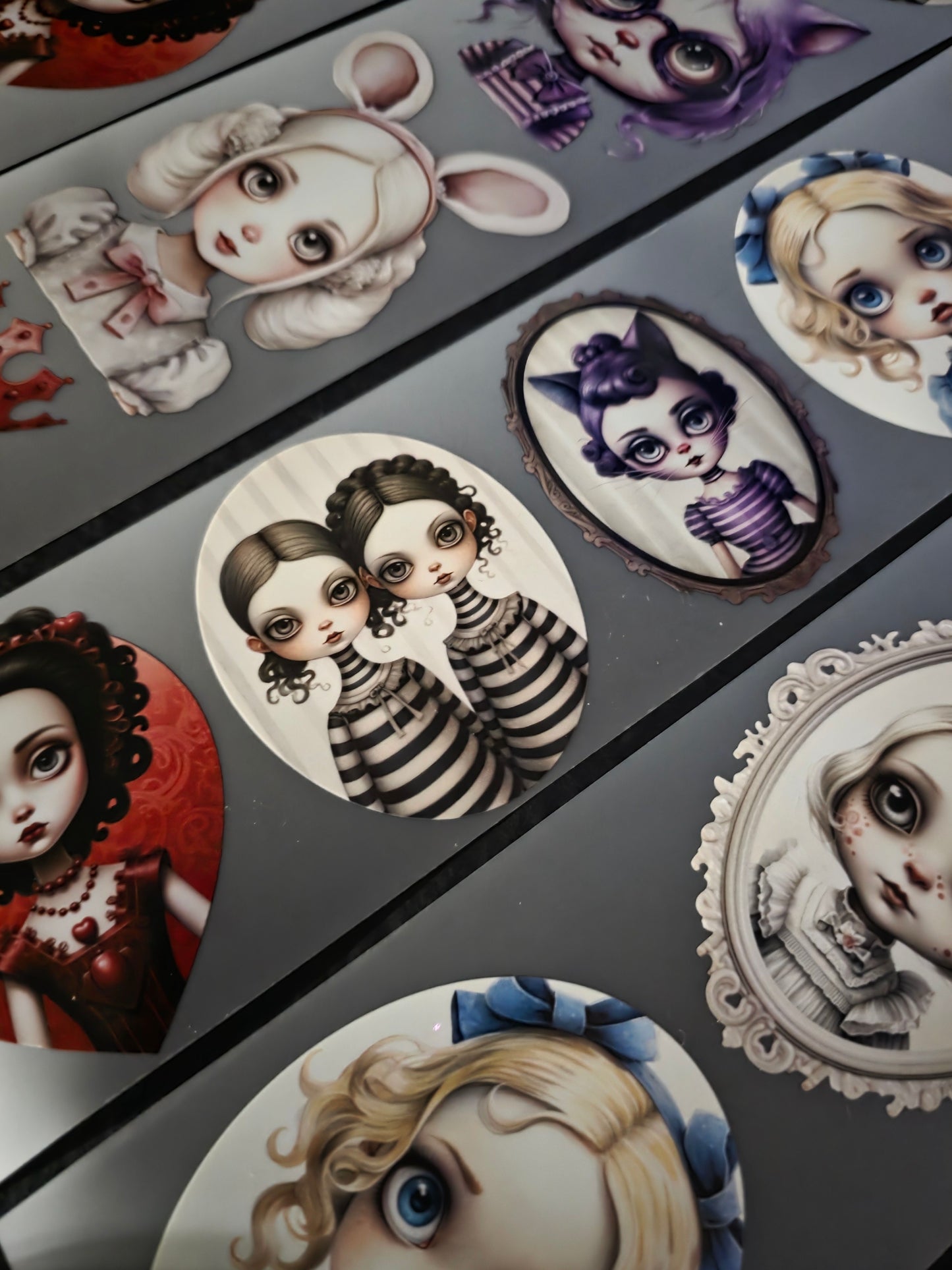 Whimsical Alice 7mm