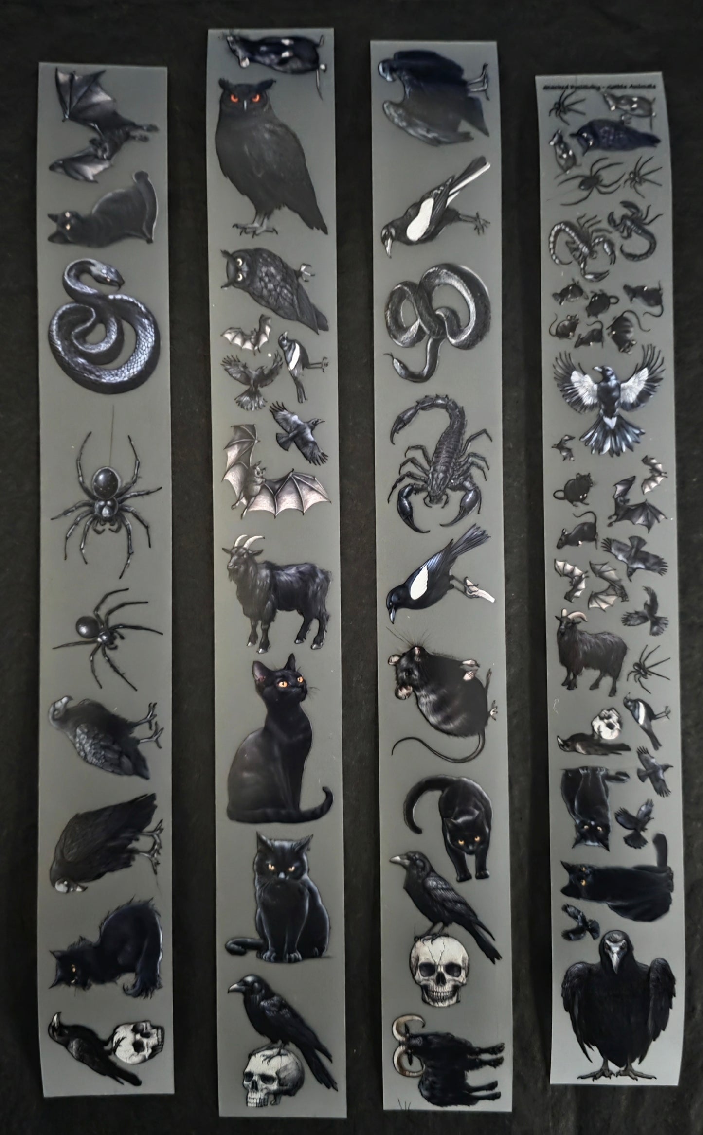Mini Gothic Animals 🐈‍⬛️ 3cm